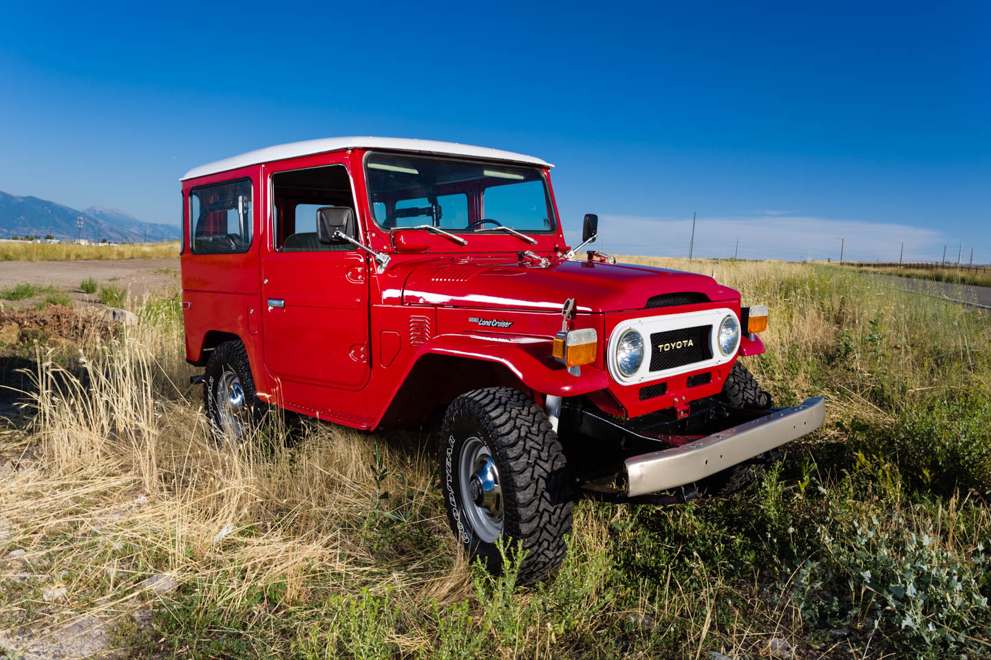 Classic Restored Toyota Land Cruiser from the 1970s | dav.d photography